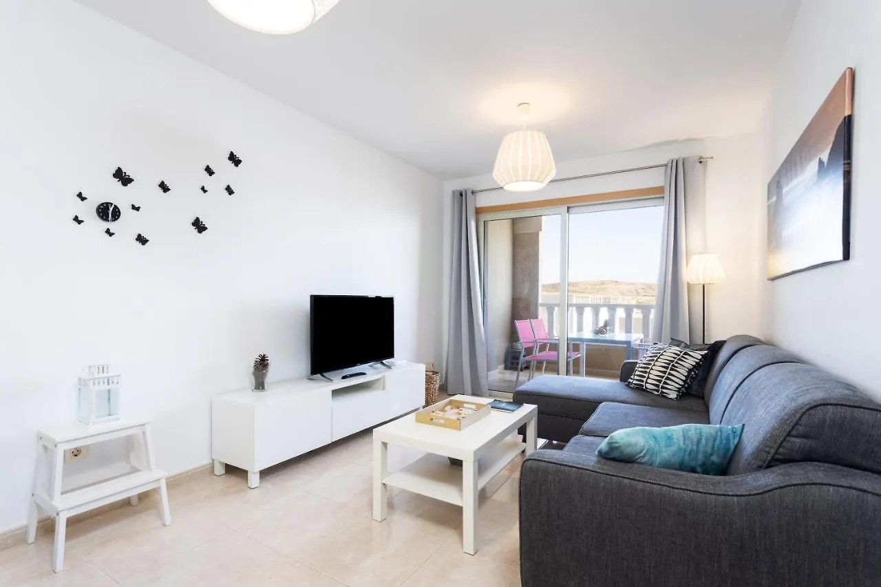 Sea Pearl Holiday Home By Sunkeyrents 엘메다노